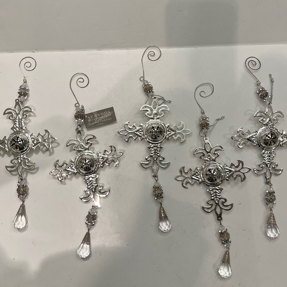 SEASONS of Cannon Falls Inspiring Tradition Christmas Ornaments Silver Cross (5) - Picture 1 of 15